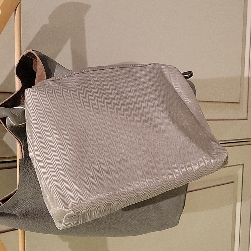 Bag - Picture 4 of 6